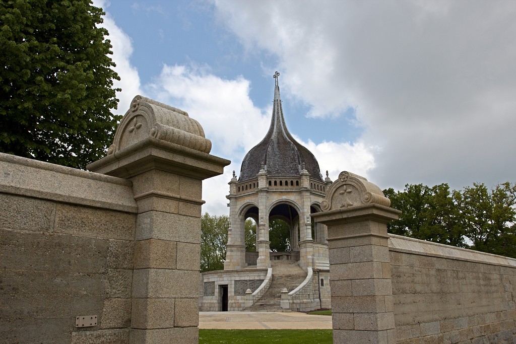 sainte anne d'auray basiliek kerk bedevaartsoord france frankrijk bretagne morbihan renaissance religie scala santa